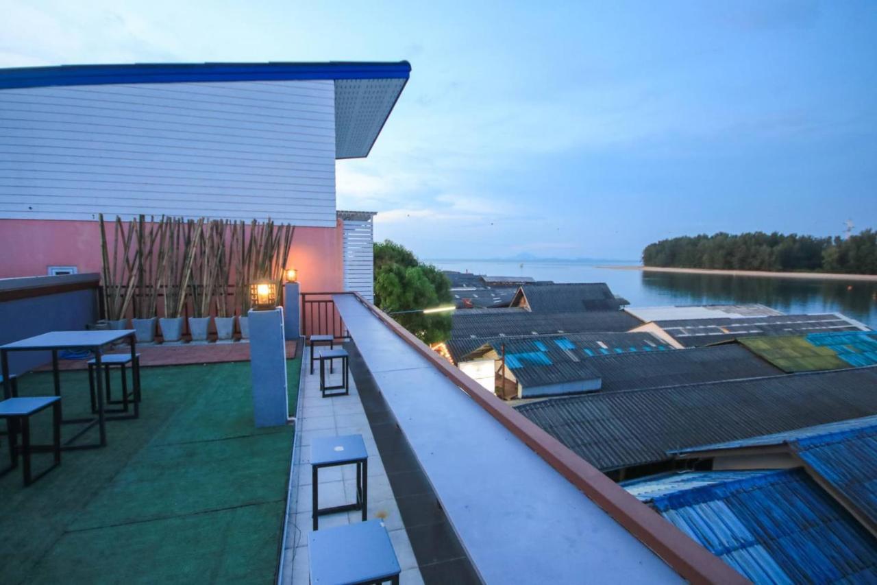 Lanta Chaolay Hostel Ko Lanta Kültér fotó