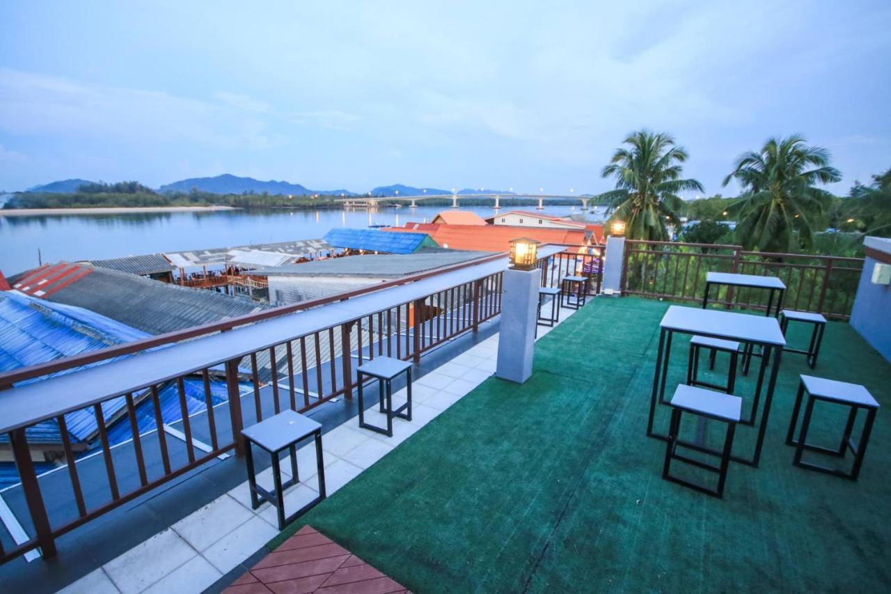 Lanta Chaolay Hostel Ko Lanta Kültér fotó