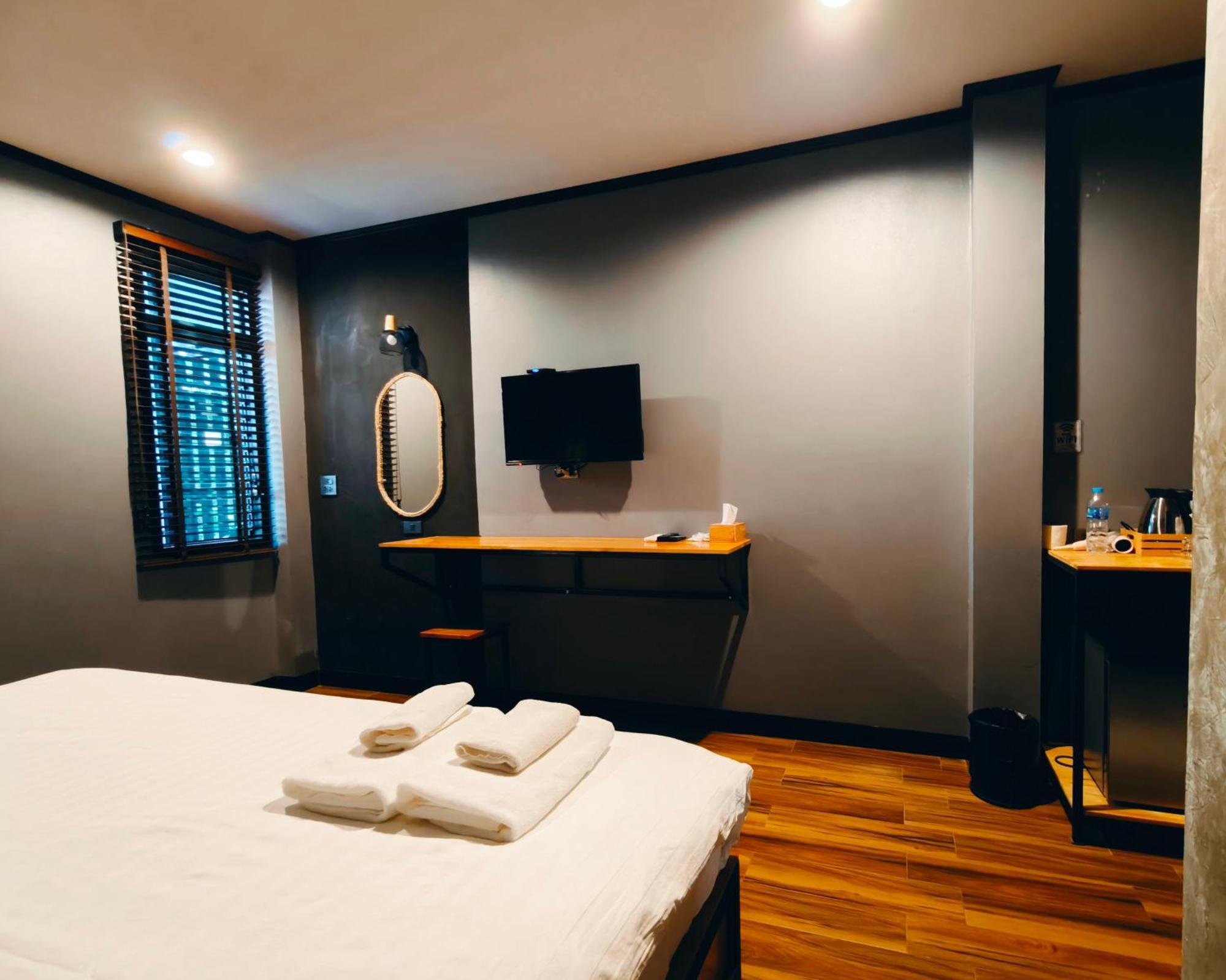 Lanta Chaolay Hostel Ko Lanta Kültér fotó