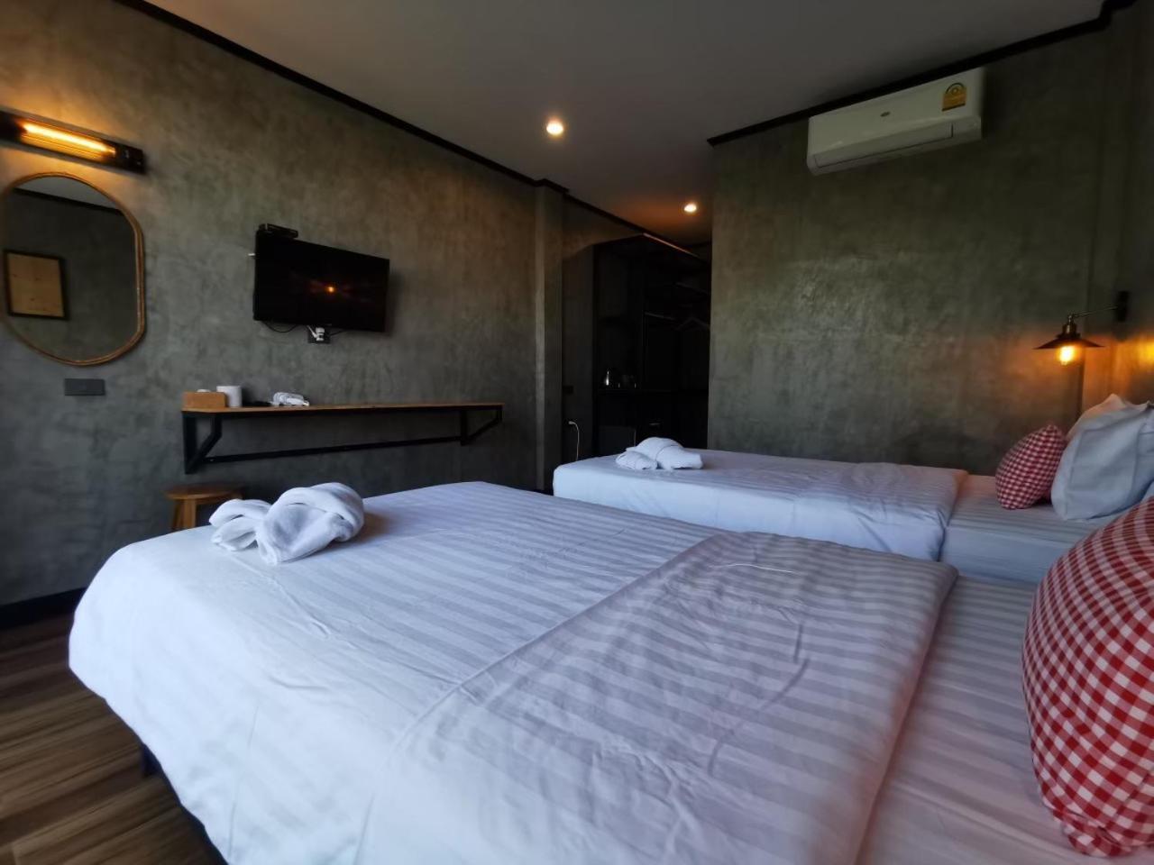 Lanta Chaolay Hostel Ko Lanta Kültér fotó