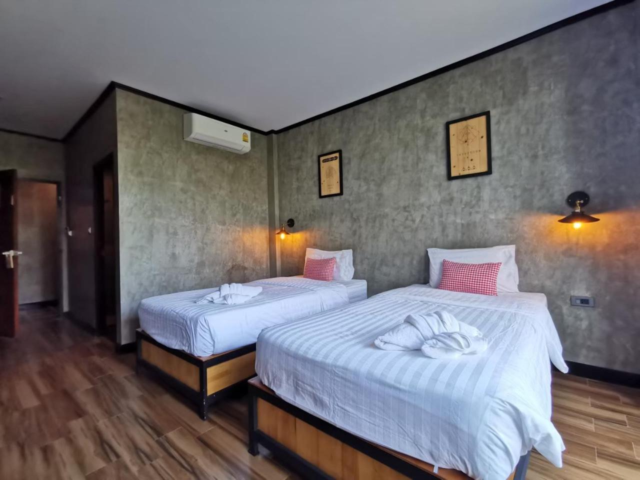 Lanta Chaolay Hostel Ko Lanta Kültér fotó