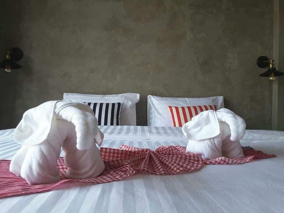 Lanta Chaolay Hostel Ko Lanta Kültér fotó