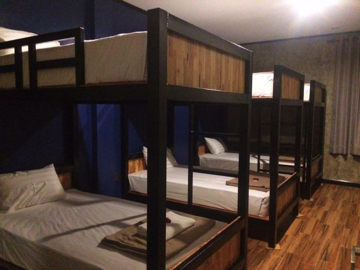 Lanta Chaolay Hostel Ko Lanta Kültér fotó