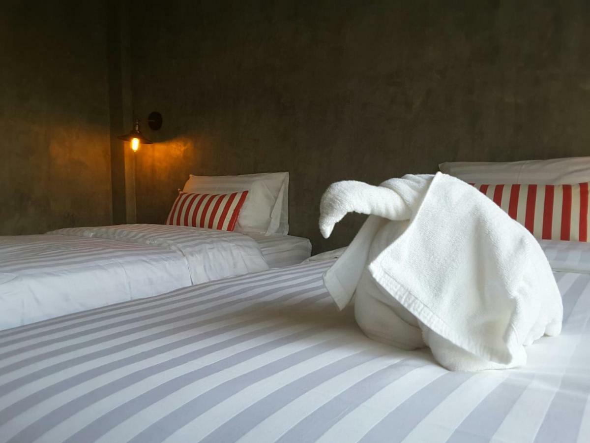 Lanta Chaolay Hostel Ko Lanta Kültér fotó