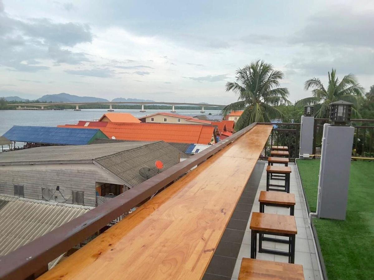 Lanta Chaolay Hostel Ko Lanta Kültér fotó